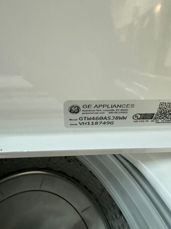 GE® 4.2 cu. ft. Capacity Washer With 7.2 cu. ft. Capacity Electric Dryer