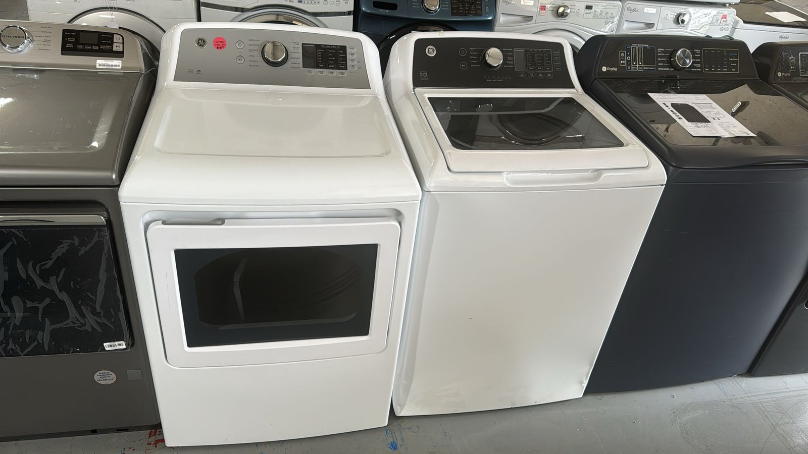 GE Used Washer Dryer Set – White