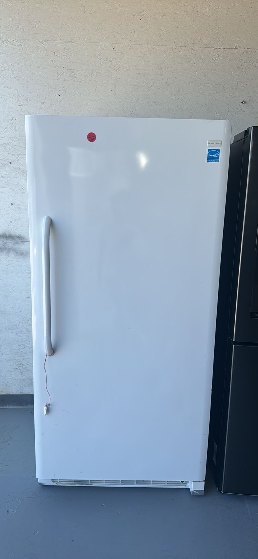 Frigidaire Used Single Door Upright Freezer – White