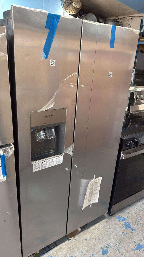 Frigidaire New FRSS2623AS 36 Inch Side by Side Refrigerator - Image 2