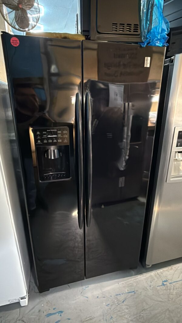 GE Used PCF25MGWBB 24.6 Cu. Ft. Side-by-Side Refrigerator - Image 2