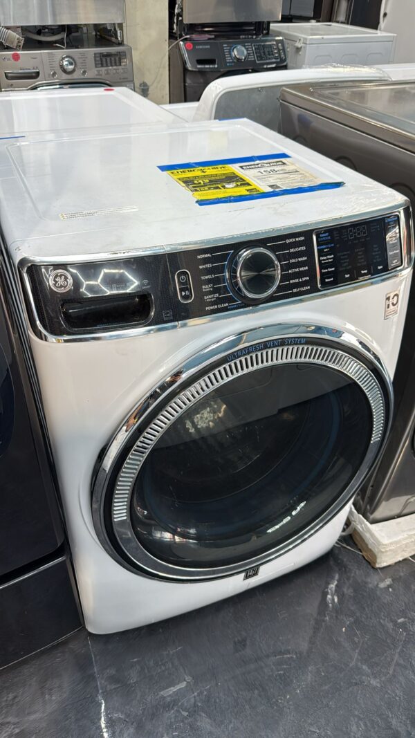 GE Refurbished GFW850SSNWW 28 Inch Front Load Smart Washer - Image 2